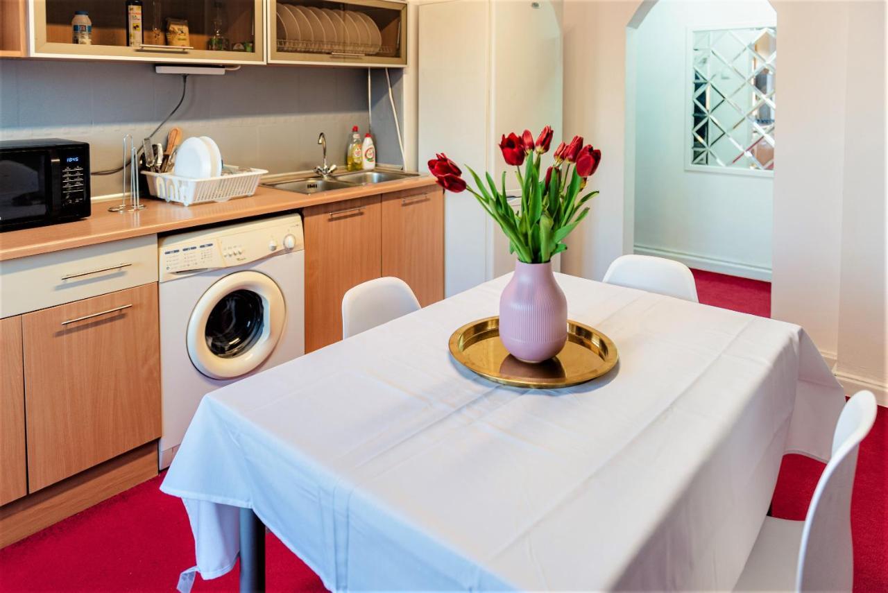 Parliament Marriott Unirii Square 5 Bedrooms Luxury Apartment Old Town Bucureşti Eksteriør bilde